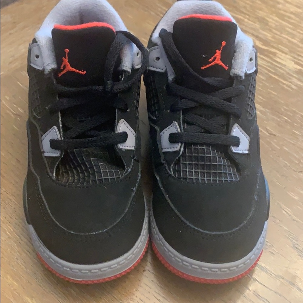 Jordan retro 4 toddler size 10 sneakers